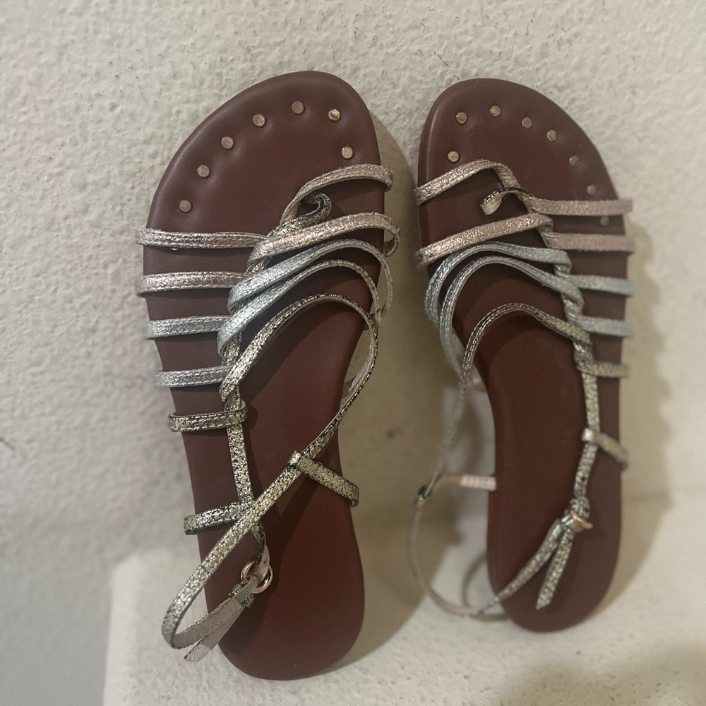 Trina Turk Strappy Leather distressed gold silver Sandals women size 7 summer